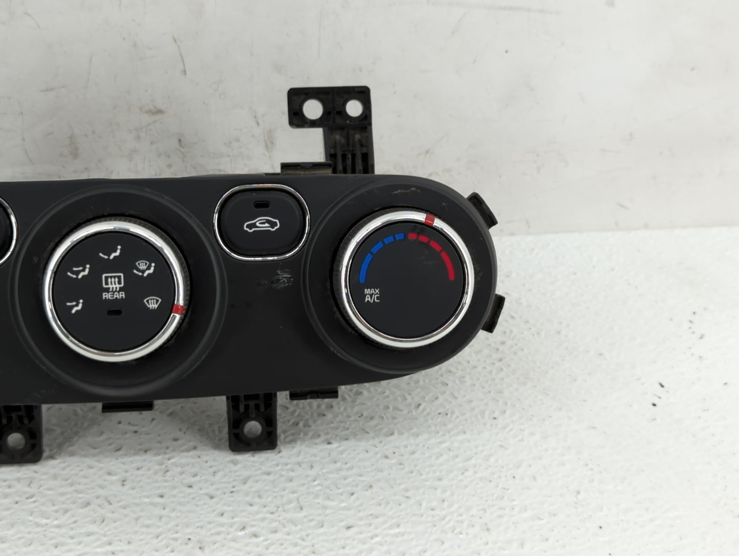 2017-2018 Kia Forte Climate Control Module Temperature AC/Heater Replacement P/N:97250-A7XXX 97250-B0AA0 Fits Fits 2017 2018
