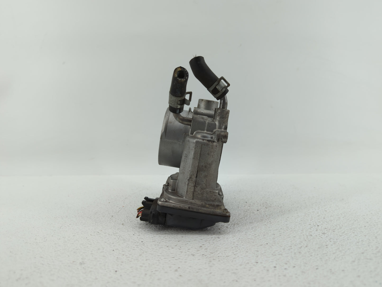 2014-2018 Kia Forte Throttle Body P/N:35100-2E000 1302150124, 35100-2E710 Fits Fits 2011 2012 2013 2014 2015 2016 2017 2018 