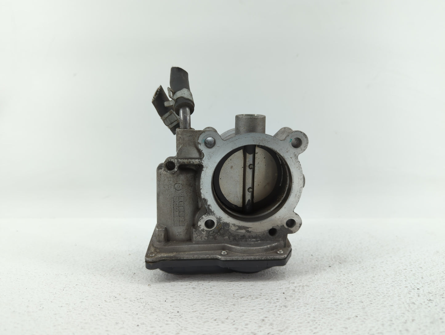 2014-2018 Kia Forte Throttle Body P/N:35100-2E000 1302150124, 35100-2E710 Fits Fits 2011 2012 2013 2014 2015 2016 2017 2018 