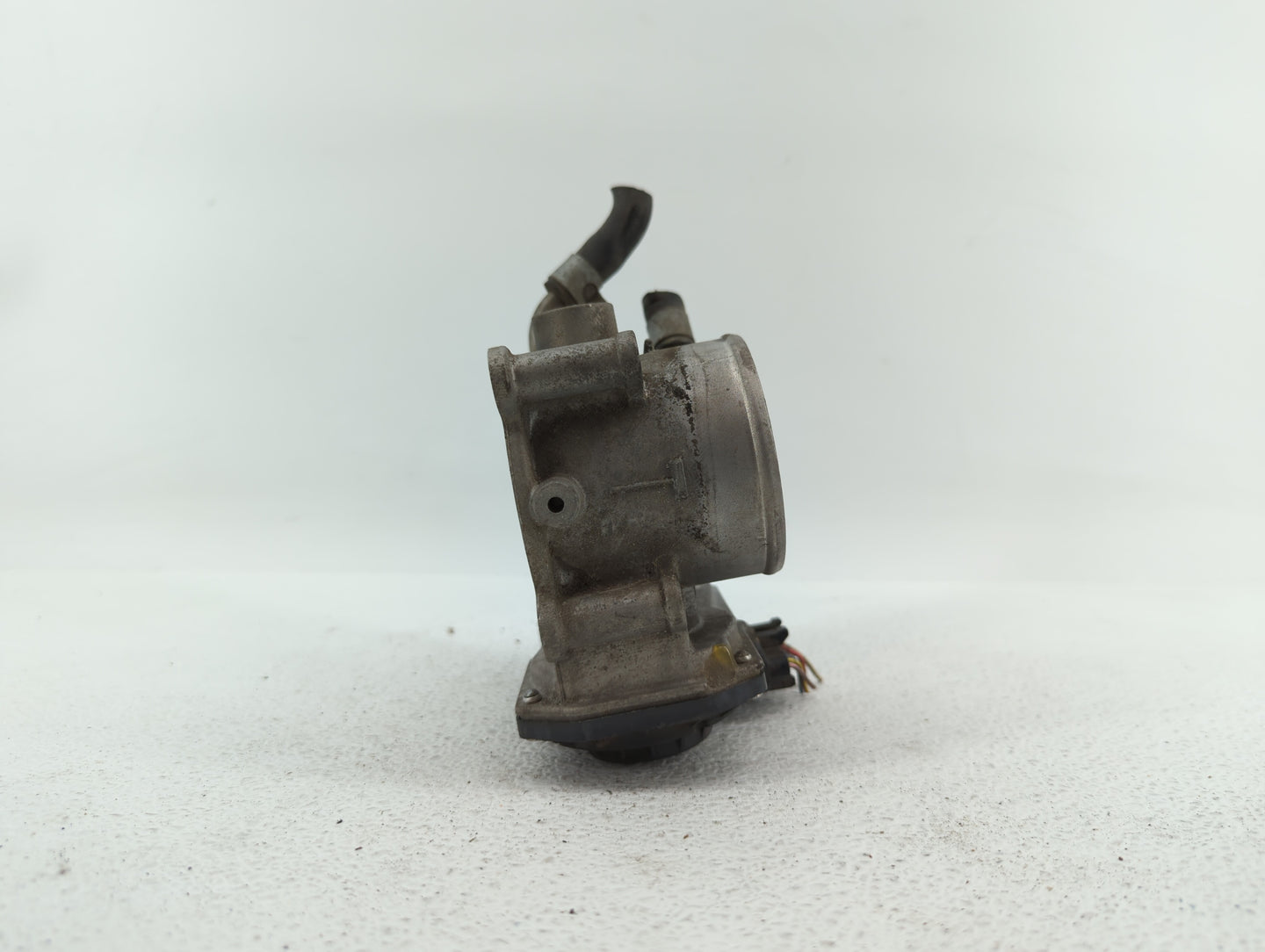 2014-2018 Kia Forte Throttle Body P/N:35100-2E000 1302150124, 35100-2E710 Fits Fits 2011 2012 2013 2014 2015 2016 2017 2018 