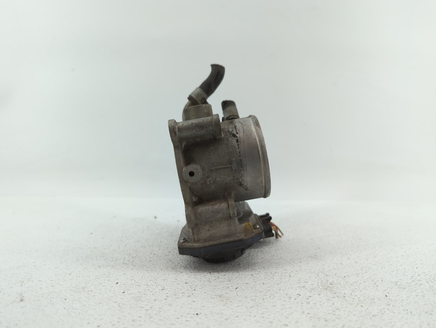 2014-2018 Kia Forte Throttle Body P/N:35100-2E000 1302150124, 35100-2E710 Fits Fits 2011 2012 2013 2014 2015 2016 2017 2018 