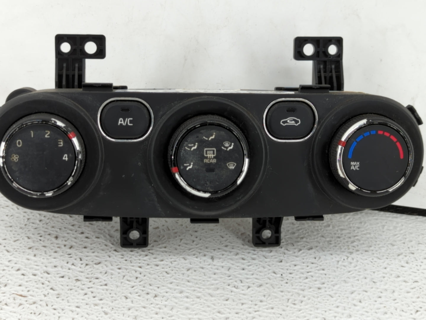 2017-2018 Kia Forte Climate Control Module Temperature AC/Heater Replacement P/N:97250-A7XXX 97250-B0AA0 Fits Fits 2017 2018