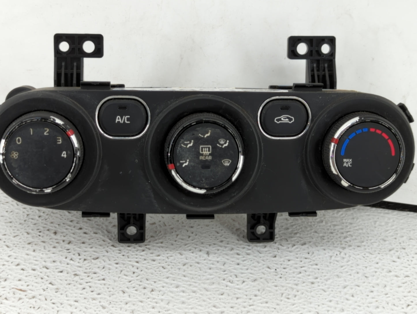 2017-2018 Kia Forte Climate Control Module Temperature AC/Heater Replacement P/N:97250-A7XXX 97250-B0AA0 Fits Fits 2017 2018