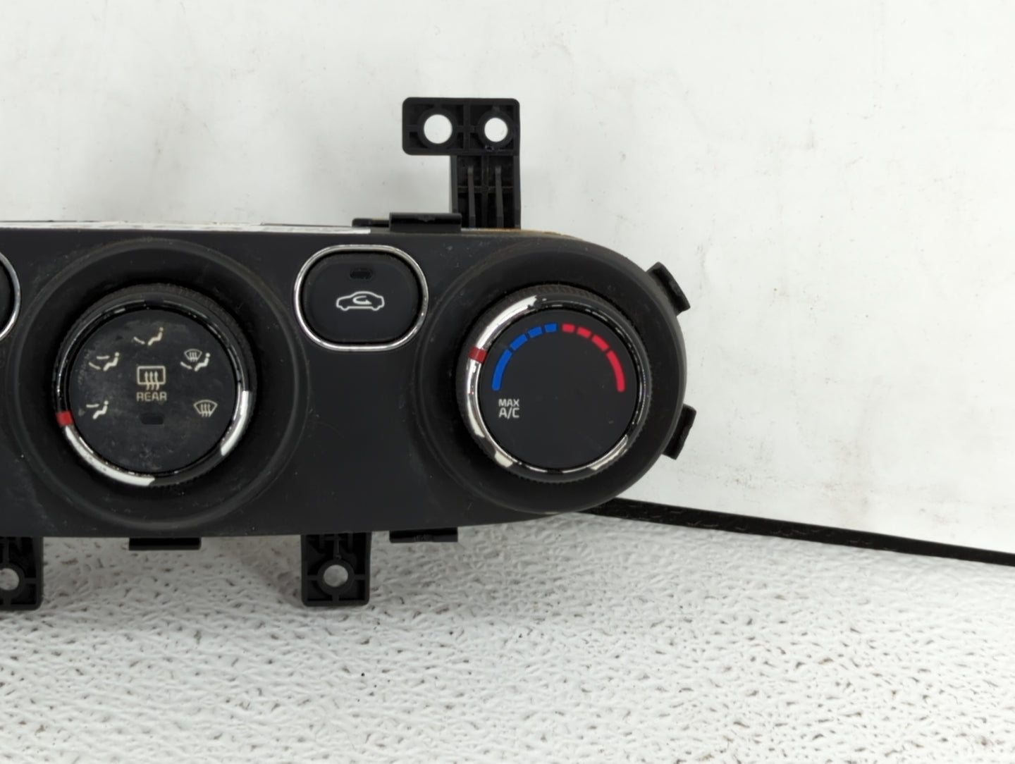 2017-2018 Kia Forte Climate Control Module Temperature AC/Heater Replacement P/N:97250-A7XXX 97250-B0AA0 Fits Fits 2017 2018