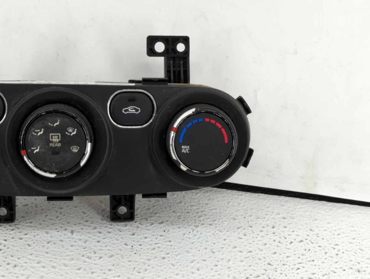 2017-2018 Kia Forte Climate Control Module Temperature AC/Heater Replacement P/N:97250-A7XXX 97250-B0AA0 Fits Fits 2017 2018