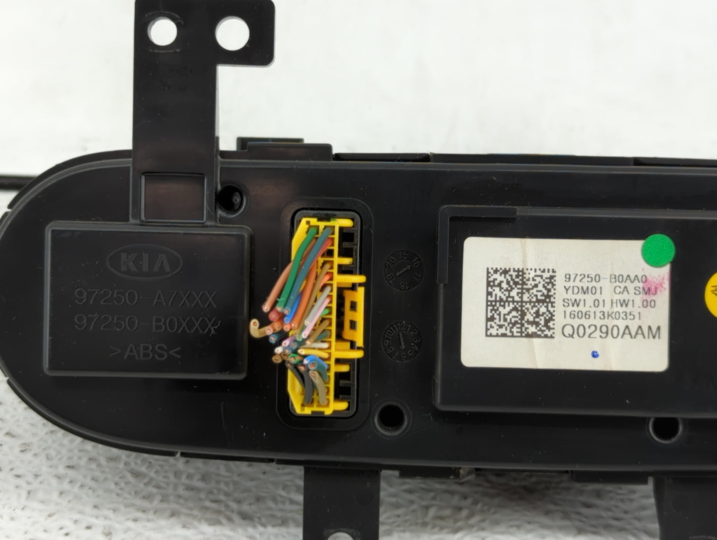 2017-2018 Kia Forte Climate Control Module Temperature AC/Heater Replacement P/N:97250-A7XXX 97250-B0AA0 Fits Fits 2017 2018