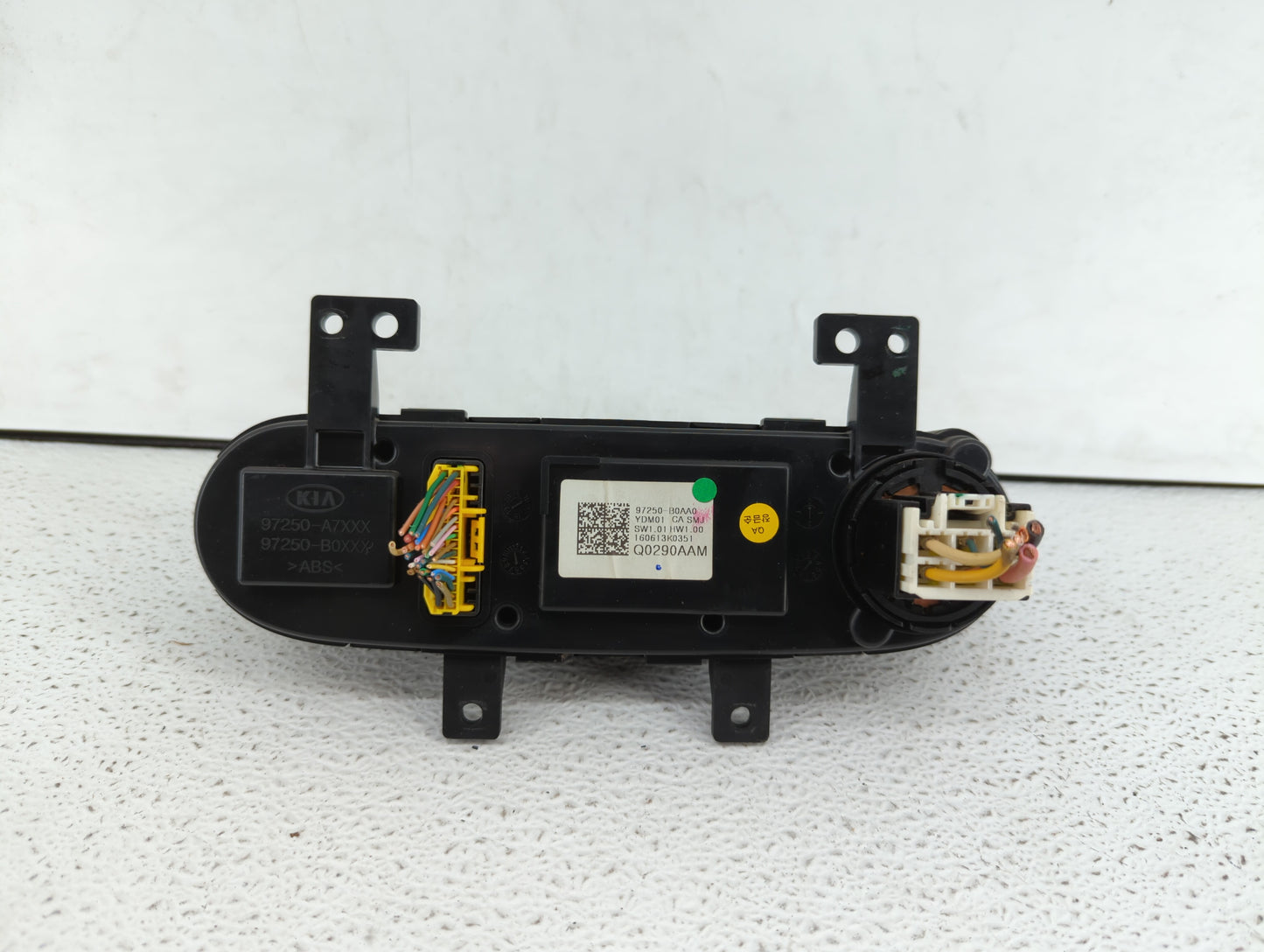 2017-2018 Kia Forte Climate Control Module Temperature AC/Heater Replacement P/N:97250-A7XXX 97250-B0AA0 Fits Fits 2017 2018