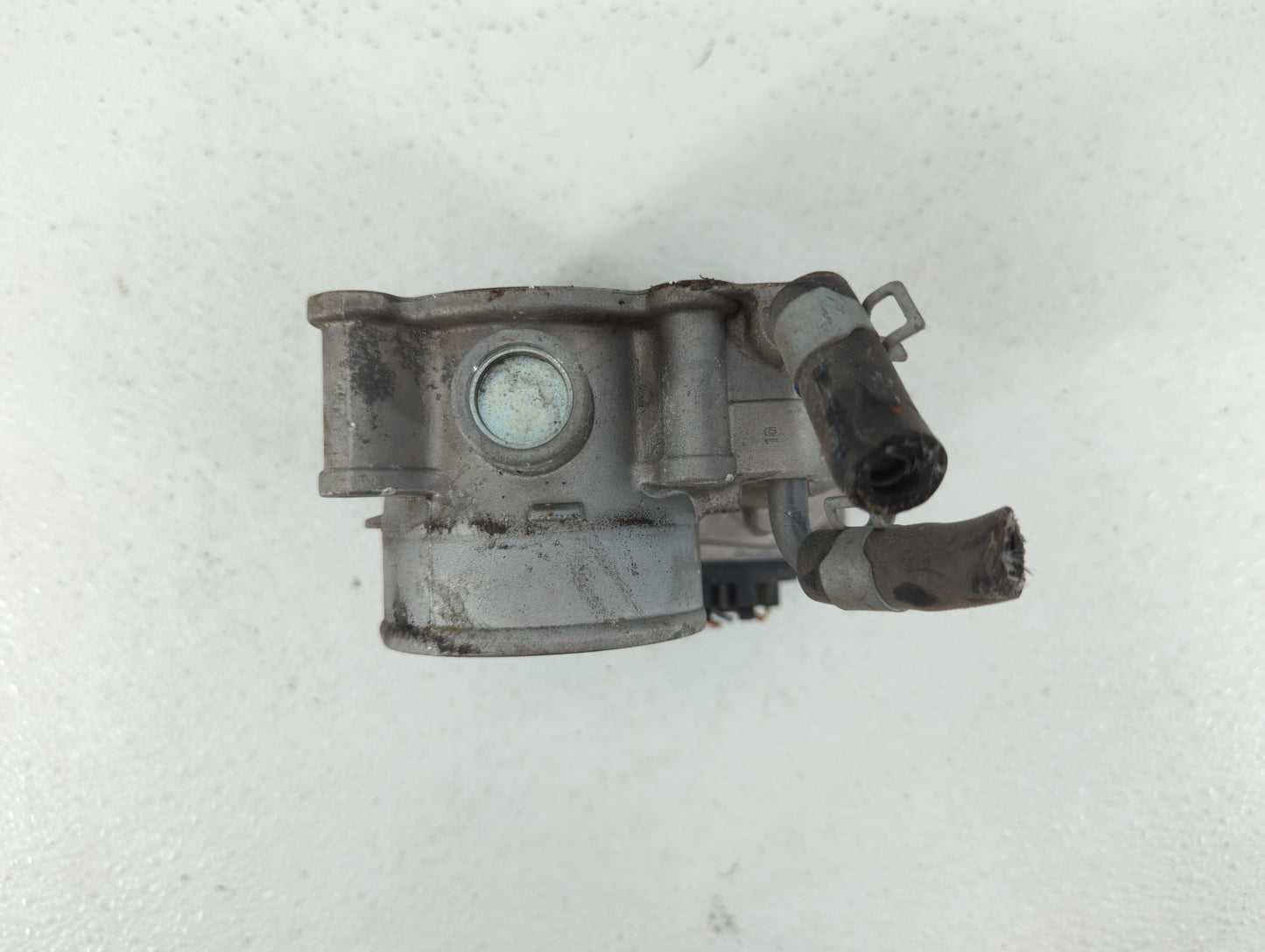 2014-2018 Kia Forte Throttle Body P/N:35100-2E000 1302150124, 35100-2E710 Fits Fits 2011 2012 2013 2014 2015 2016 2017 2018 