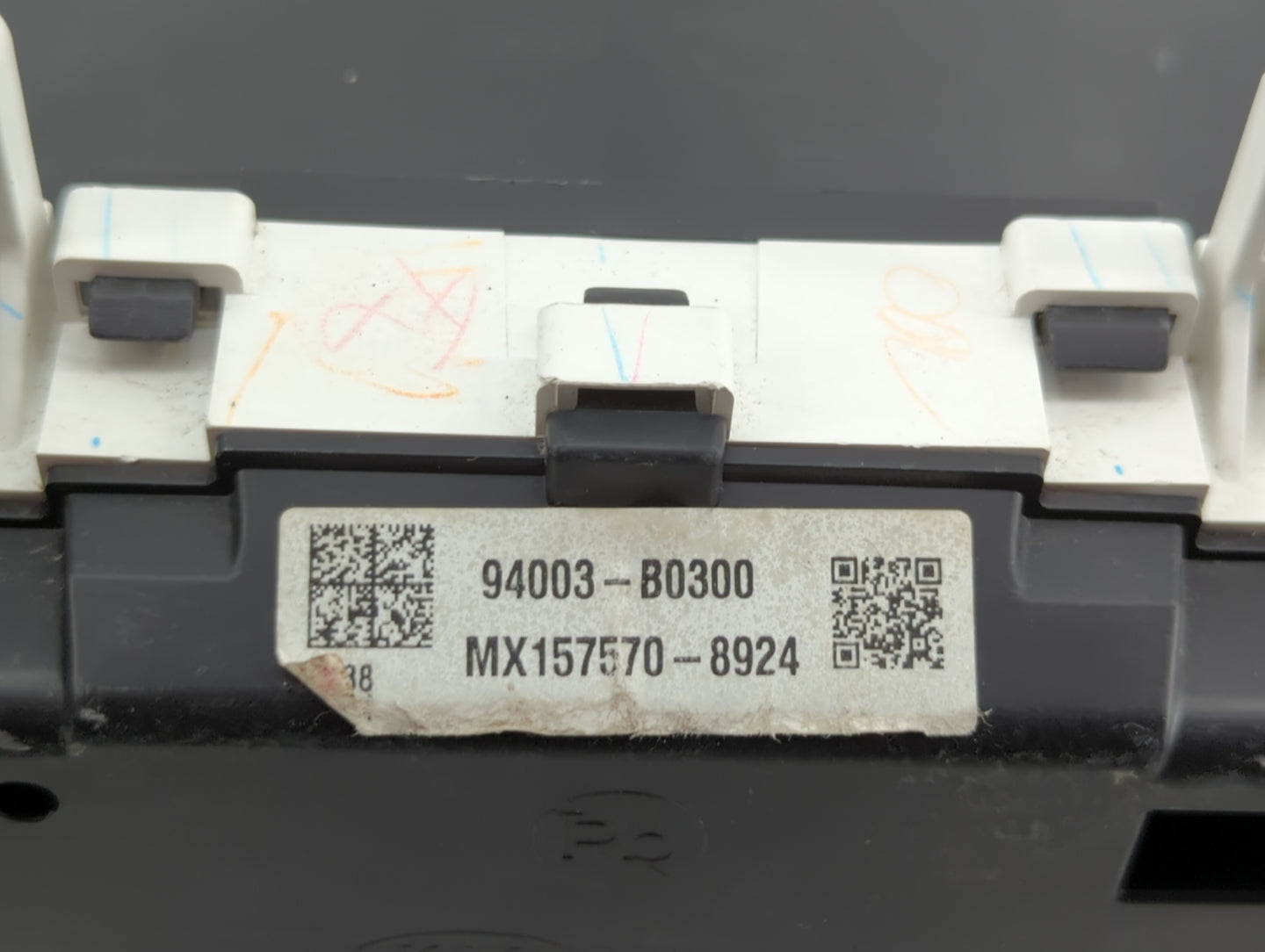 2017-2018 Kia Forte Instrument Cluster Speedometer Gauges P/N:94003-B0301 94013-B0300, 94003-B0300 Fits Fits 2017 2018 OEM U