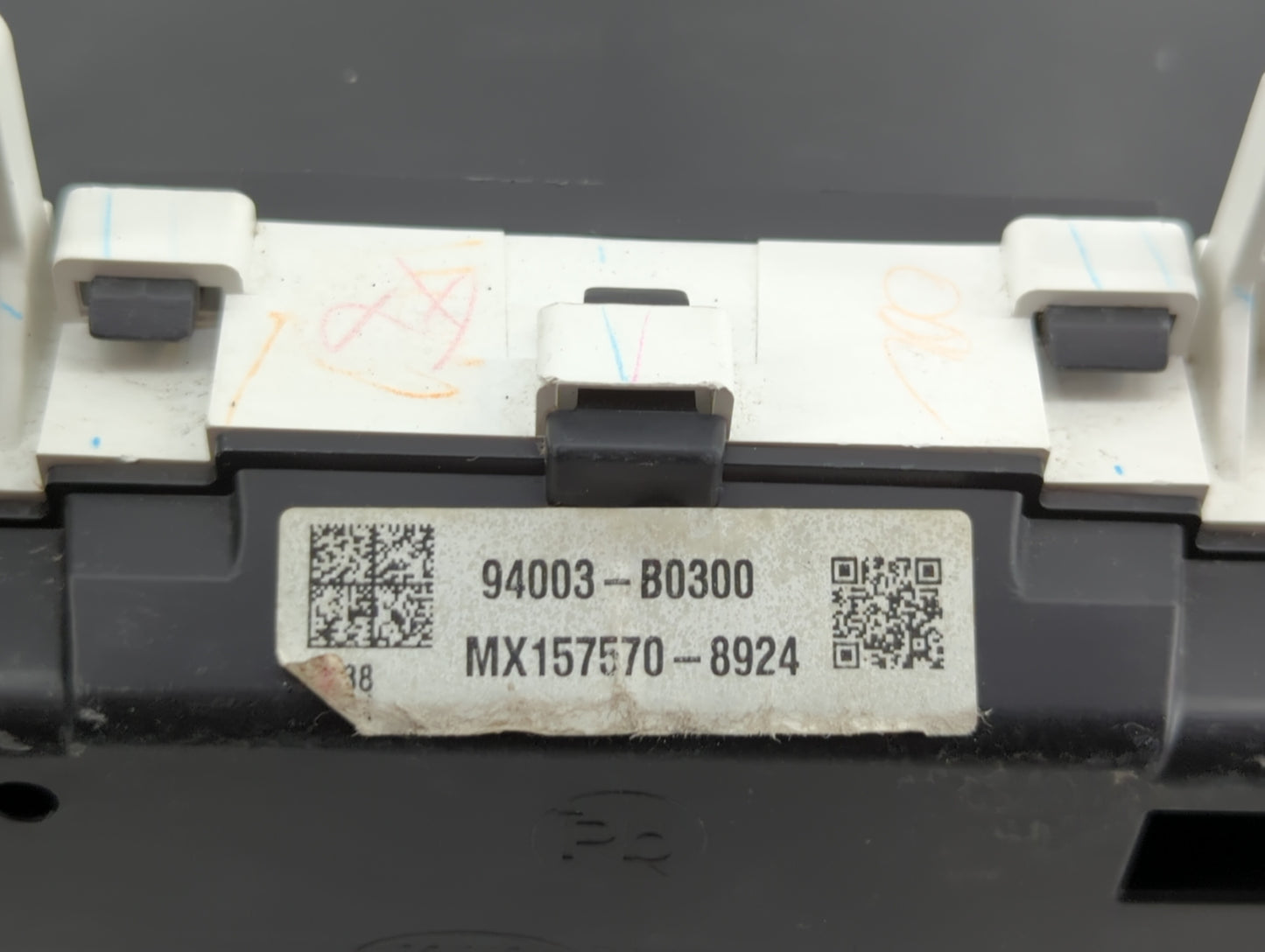 2017-2018 Kia Forte Instrument Cluster Speedometer Gauges P/N:94003-B0301 94013-B0300, 94003-B0300 Fits Fits 2017 2018 OEM U