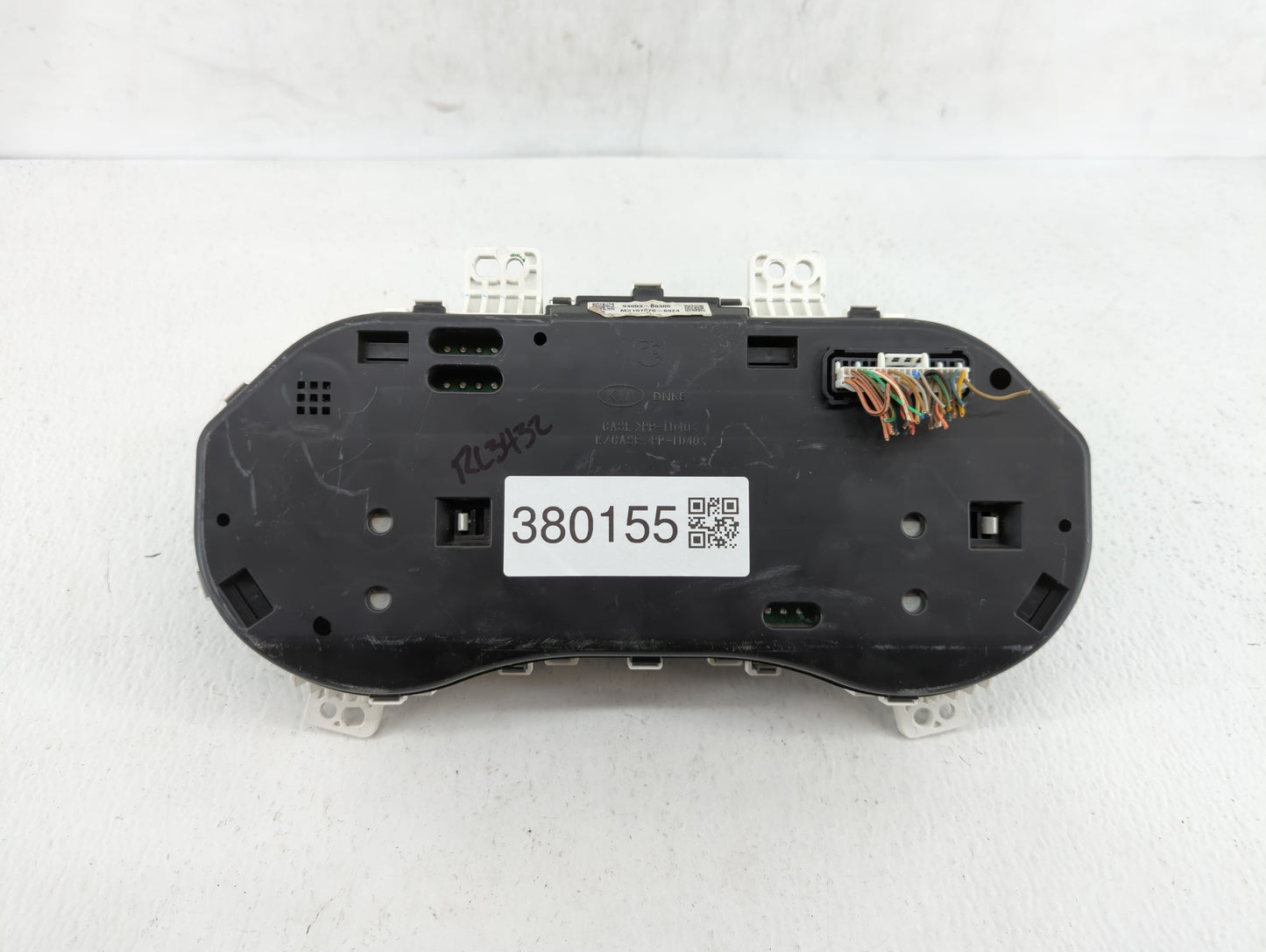 2017-2018 Kia Forte Instrument Cluster Speedometer Gauges P/N:94003-B0301 94013-B0300, 94003-B0300 Fits Fits 2017 2018 OEM U