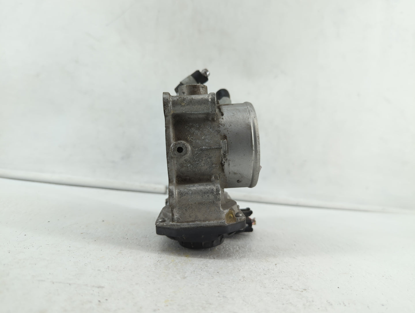 2014-2018 Kia Forte Throttle Body P/N:35100-2E000 1302150124, 35100-2E710 Fits Fits 2011 2012 2013 2014 2015 2016 2017 2018 