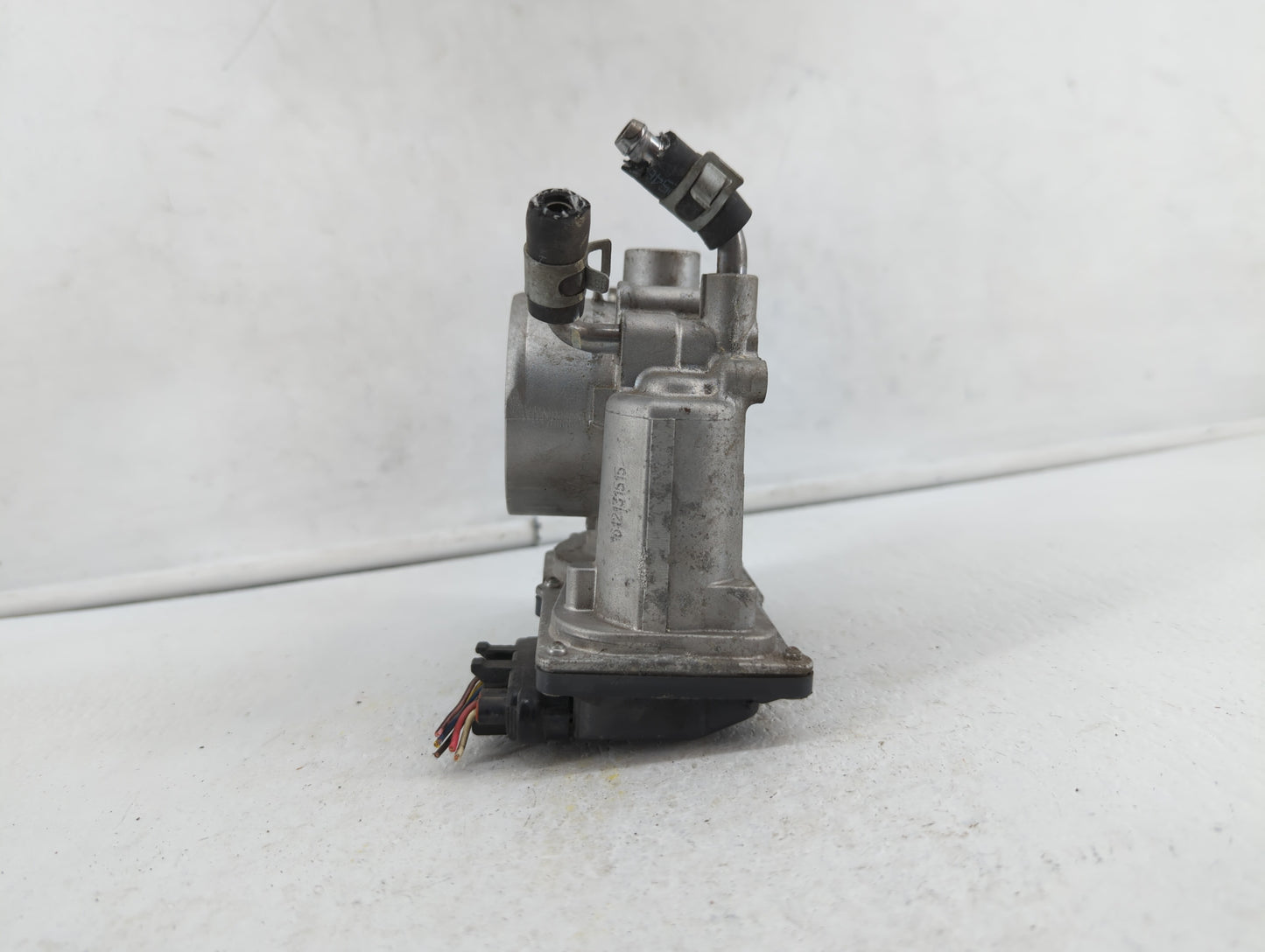 2014-2018 Kia Forte Throttle Body P/N:35100-2E000 1302150124, 35100-2E710 Fits Fits 2011 2012 2013 2014 2015 2016 2017 2018 