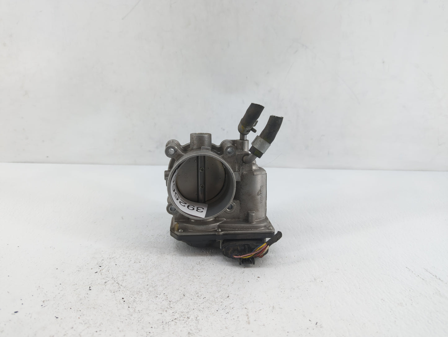 2014-2018 Kia Forte Throttle Body P/N:35100-2E000 1302150124, 35100-2E710 Fits Fits 2011 2012 2013 2014 2015 2016 2017 2018 