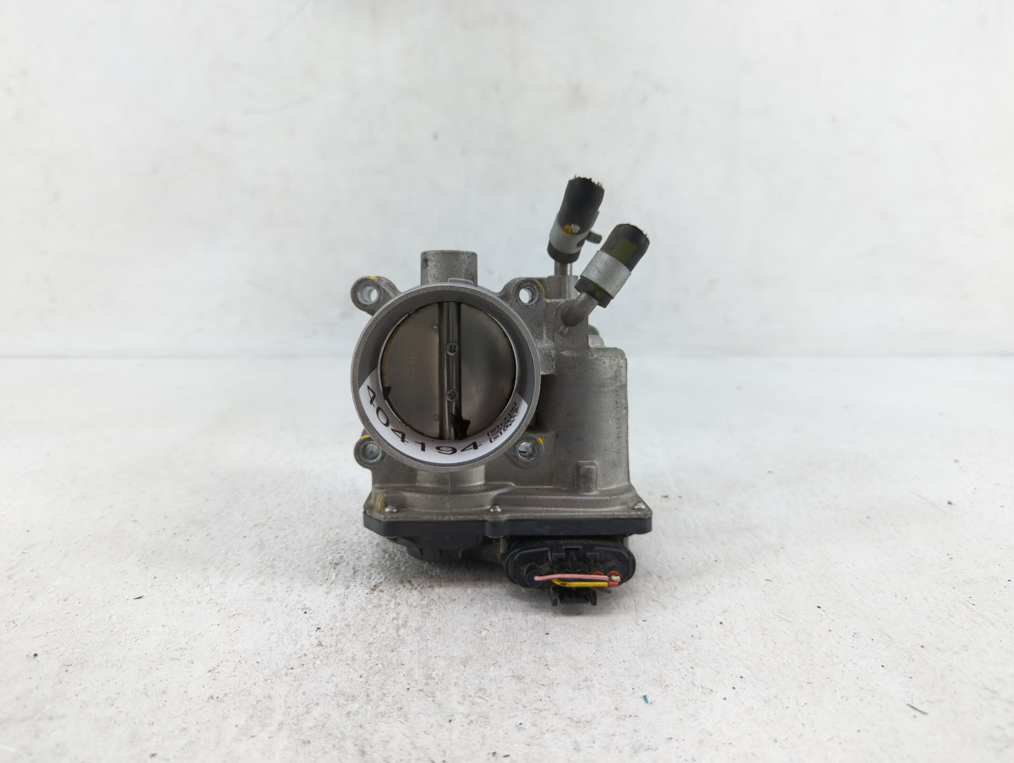 2014-2018 Kia Forte Throttle Body P/N:35100-2E000 1302150124, 35100-2E710 Fits Fits 2011 2012 2013 2014 2015 2016 2017 2018 