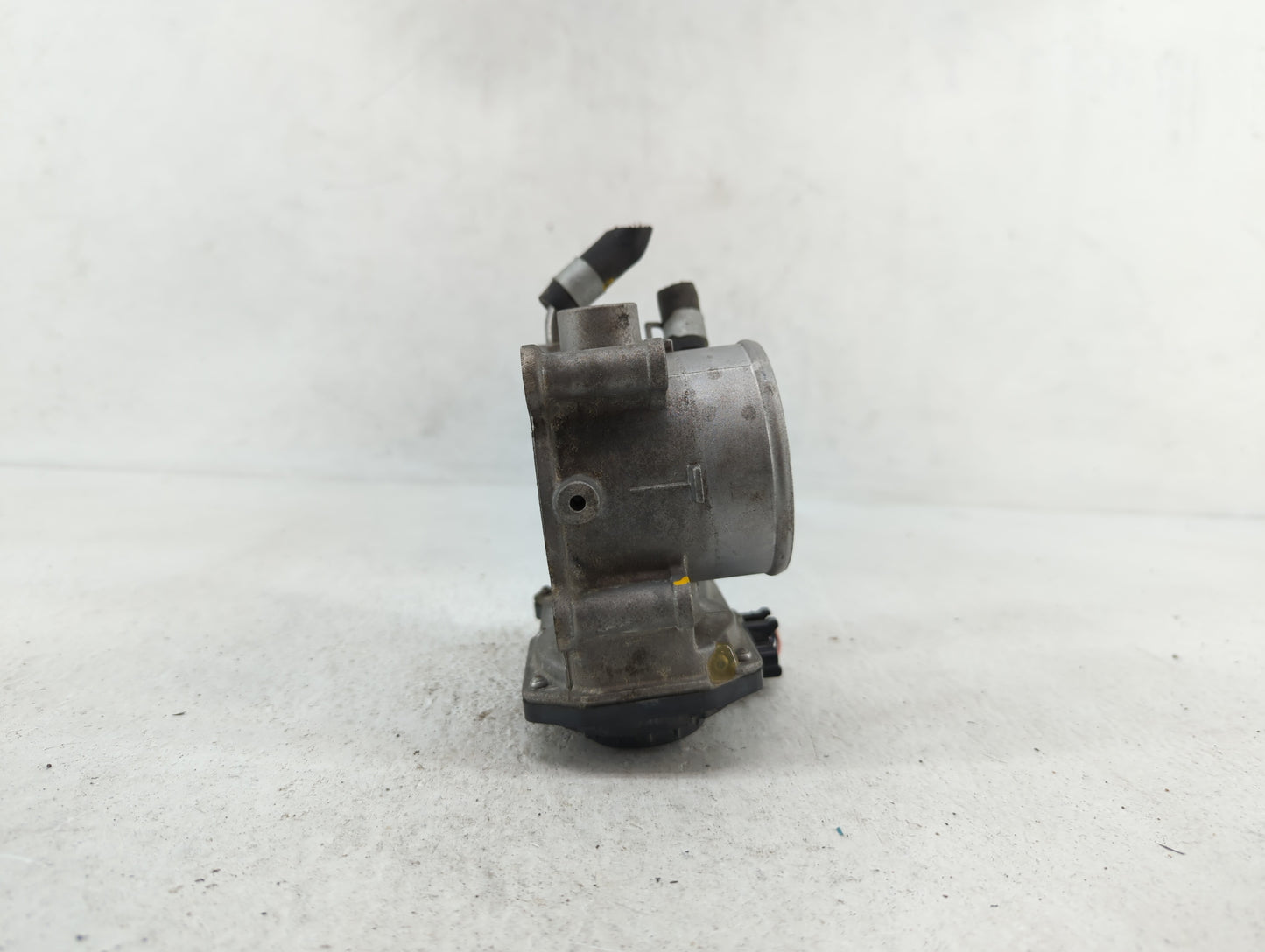 2014-2018 Kia Forte Throttle Body P/N:35100-2E000 1302150124, 35100-2E710 Fits Fits 2011 2012 2013 2014 2015 2016 2017 2018 