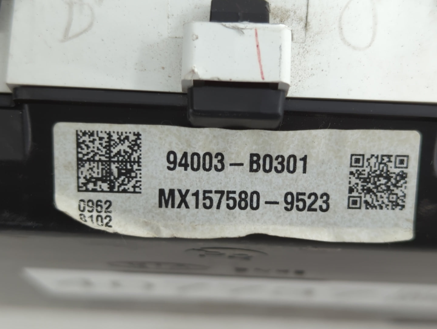 2017-2018 Kia Forte Instrument Cluster Speedometer Gauges P/N:94003-B0301 94013-B0300, 94003-B0300 Fits Fits 2017 2018 OEM U