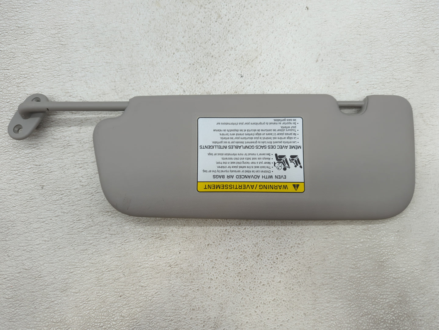 2017-2018 Kia Forte Sun Visor Shade Replacement Passenger Right Mirror Fits Fits 2017 2018 OEM Used Auto Parts - Oemusedauto