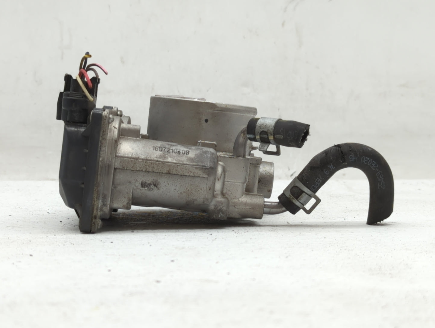 2014-2018 Kia Forte Throttle Body P/N:35100-2E000 35100-2E710 Fits Fits 2011 2012 2013 2014 2015 2016 2017 2018 2019 2020 20