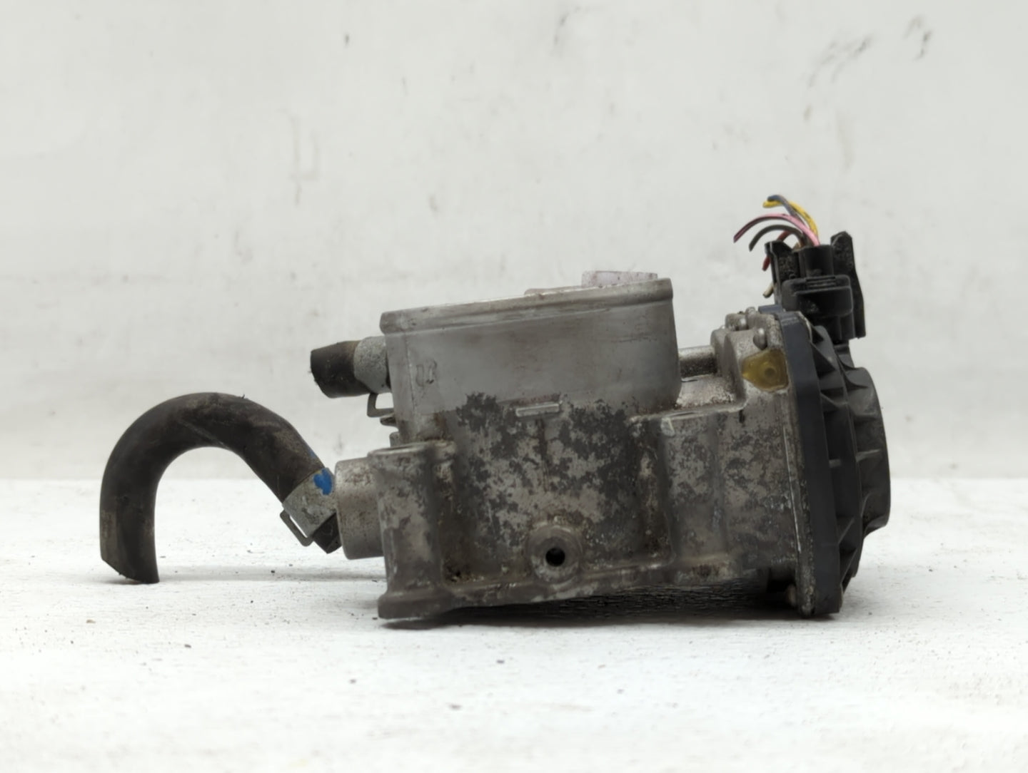 2014-2018 Kia Forte Throttle Body P/N:35100-2E000 35100-2E710 Fits Fits 2011 2012 2013 2014 2015 2016 2017 2018 2019 2020 20