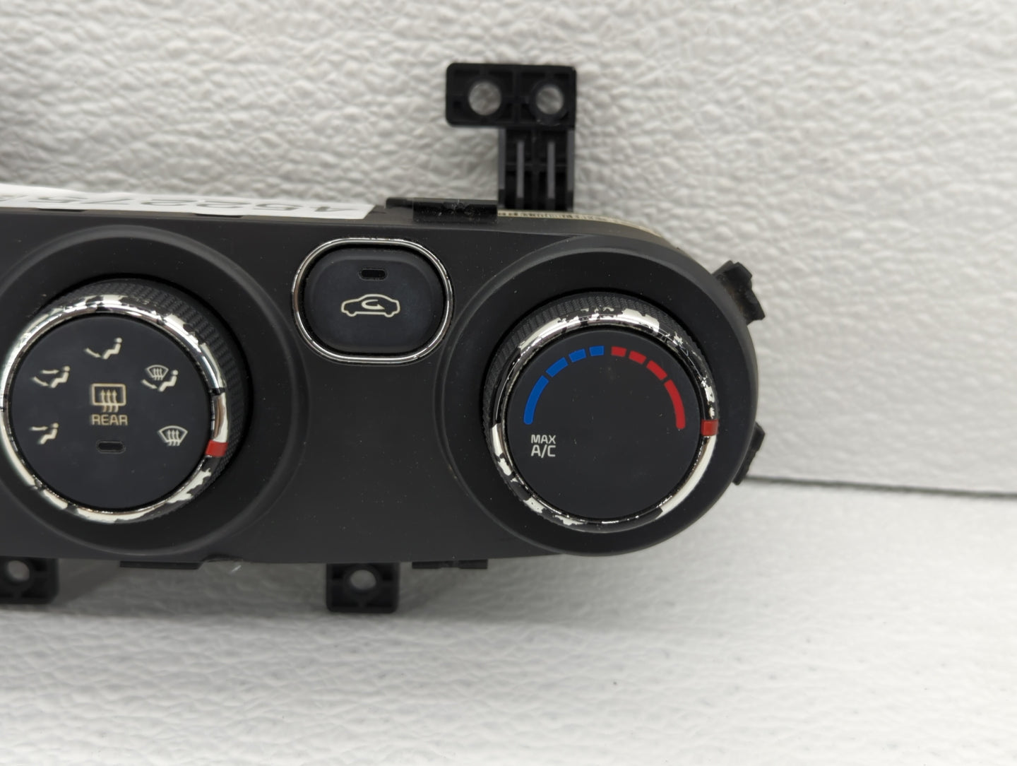 2017-2018 Kia Forte Climate Control Module Temperature AC/Heater Replacement P/N:97250-A7XXX 97250-B0AA0 Fits Fits 2017 2018