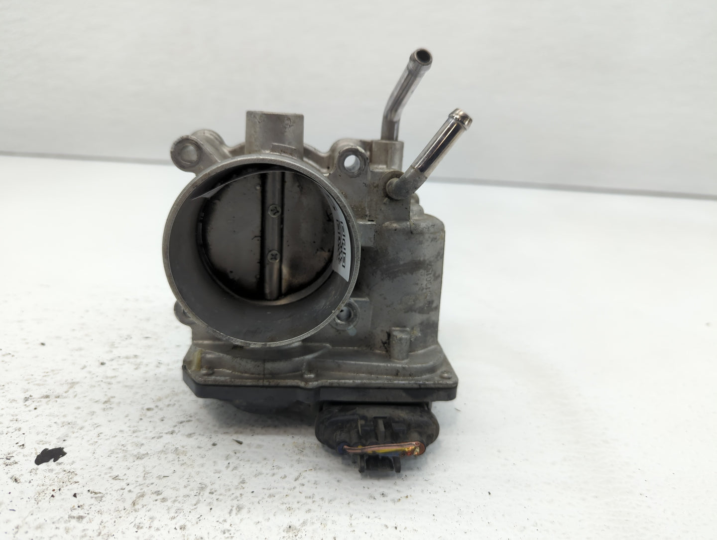 2014-2018 Kia Forte Throttle Body P/N:35100-2E000 35100-2E710 Fits Fits 2011 2012 2013 2014 2015 2016 2017 2018 2019 2020 20
