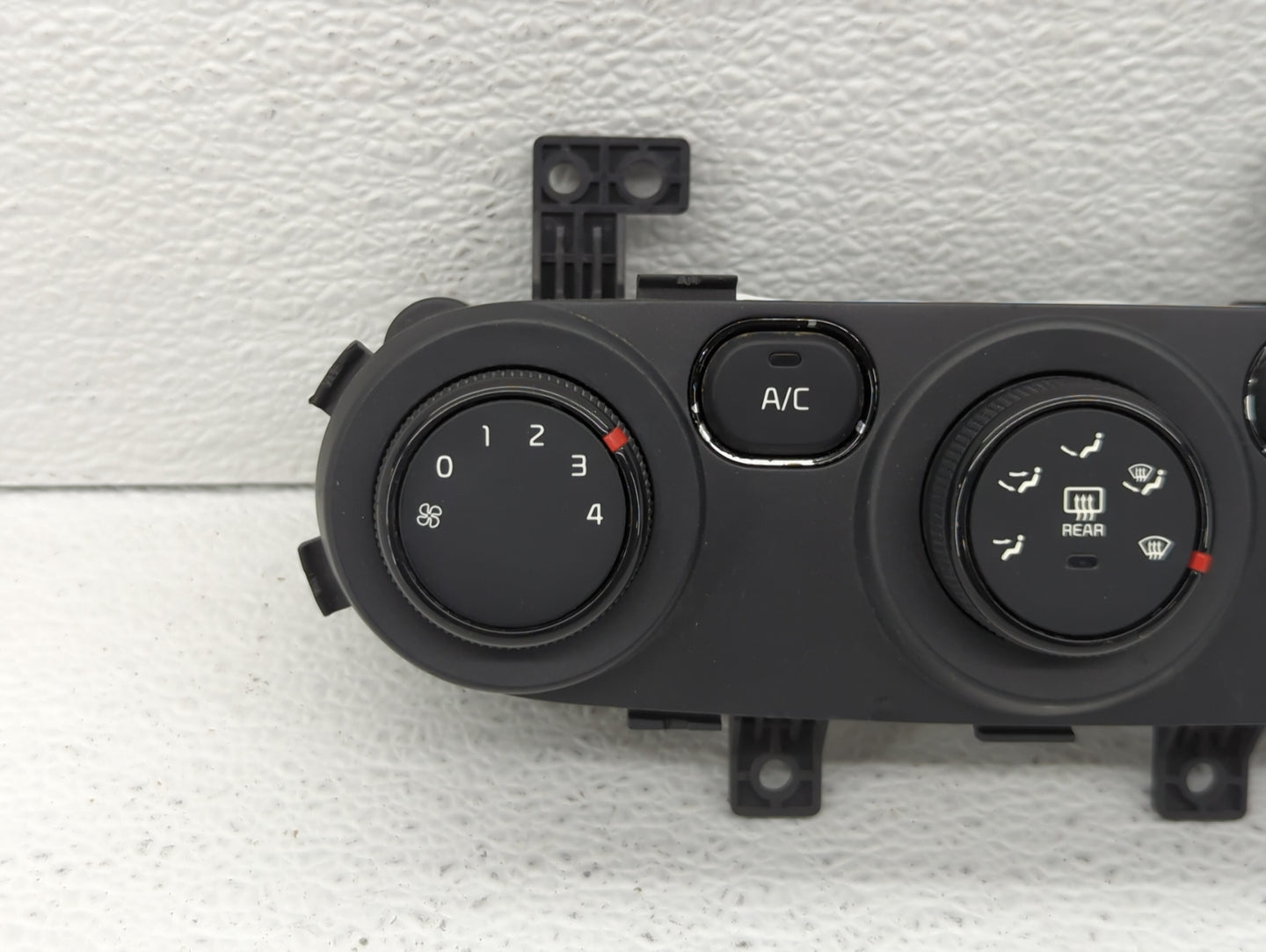 2017-2018 Kia Forte Climate Control Module Temperature AC/Heater Replacement P/N:97250-B0XXX 97250-A7XXX Fits Fits 2017 2018