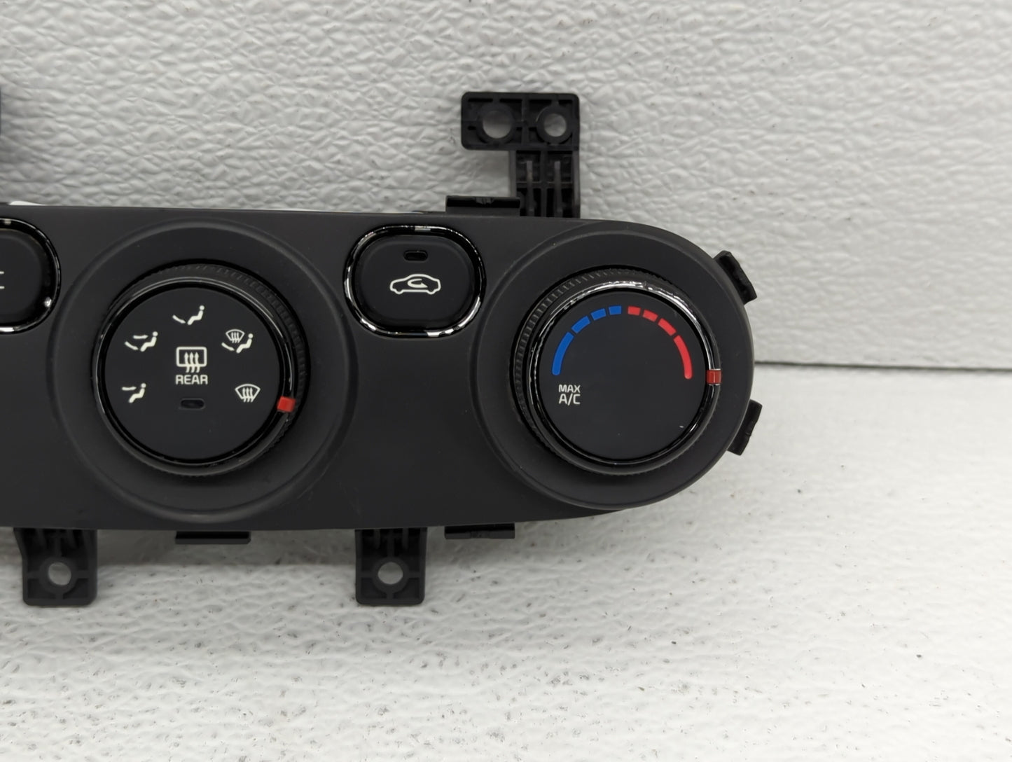 2017-2018 Kia Forte Climate Control Module Temperature AC/Heater Replacement P/N:97250-B0XXX 97250-A7XXX Fits Fits 2017 2018