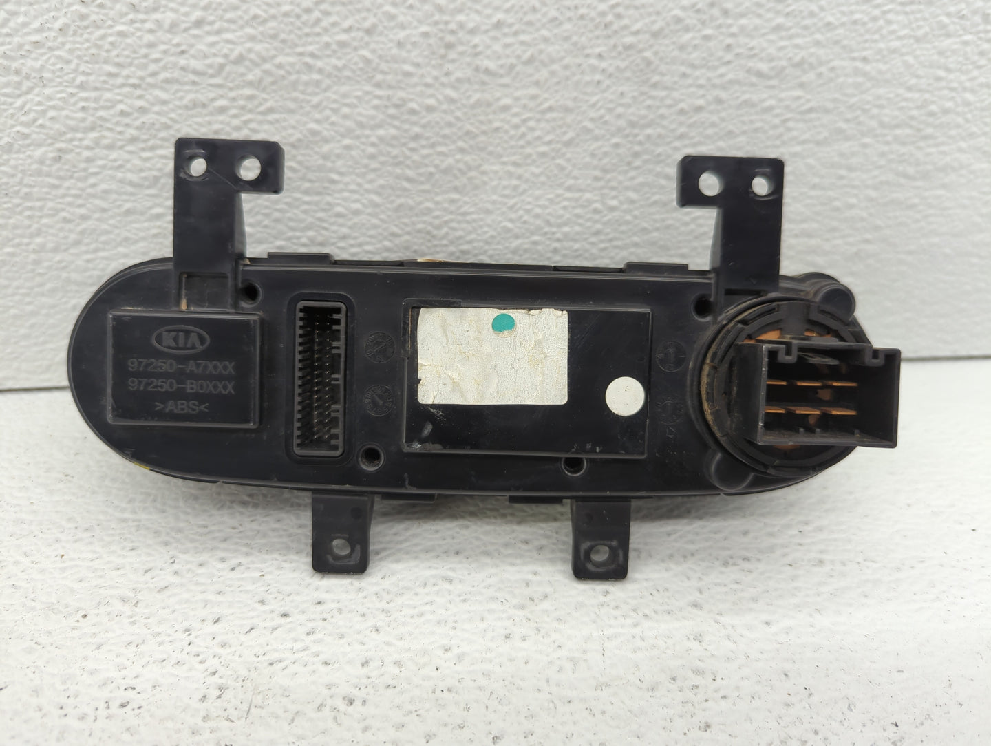 2017-2018 Kia Forte Climate Control Module Temperature AC/Heater Replacement P/N:97250-B0XXX 97250-A7XXX Fits Fits 2017 2018