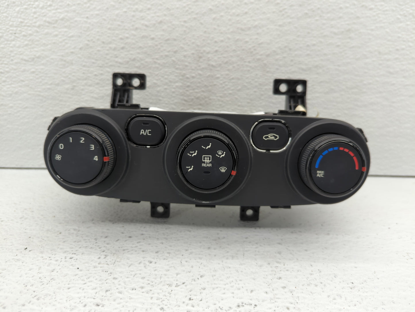 2017-2018 Kia Forte Climate Control Module Temperature AC/Heater Replacement P/N:97250-B0AA0 K1900CE49 Fits Fits 2017 2018 O