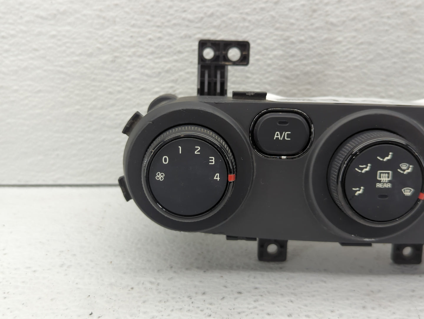 2017-2018 Kia Forte Climate Control Module Temperature AC/Heater Replacement P/N:97250-B0AA0 K1900CE49 Fits Fits 2017 2018 O