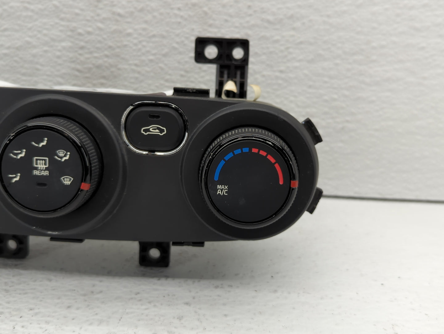 2017-2018 Kia Forte Climate Control Module Temperature AC/Heater Replacement P/N:97250-B0AA0 K1900CE49 Fits Fits 2017 2018 O