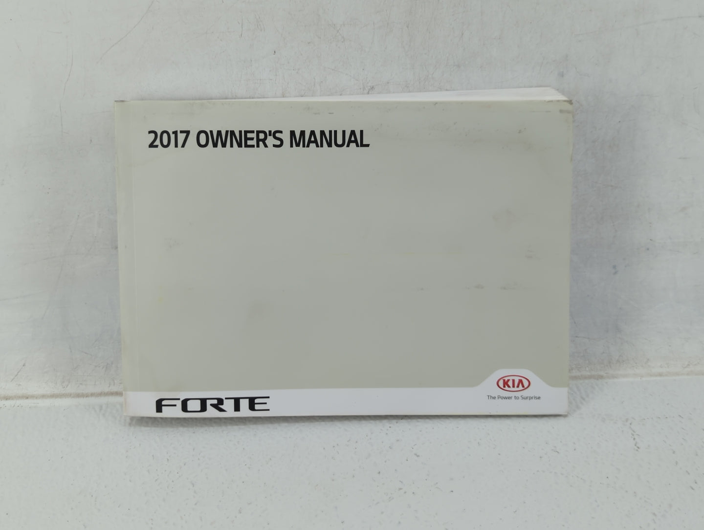 2017 Kia Forte Owners Manual Book Guide OEM Used Auto Parts - Oemusedautoparts1.com