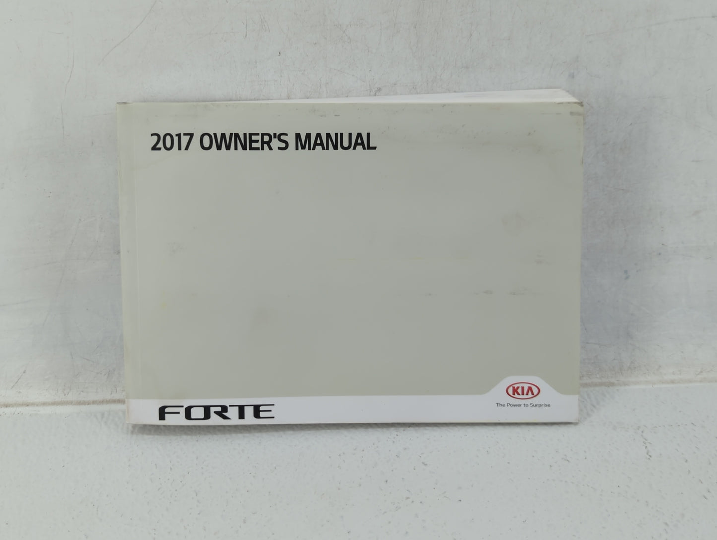 2017 Kia Forte Owners Manual Book Guide OEM Used Auto Parts - Oemusedautoparts1.com