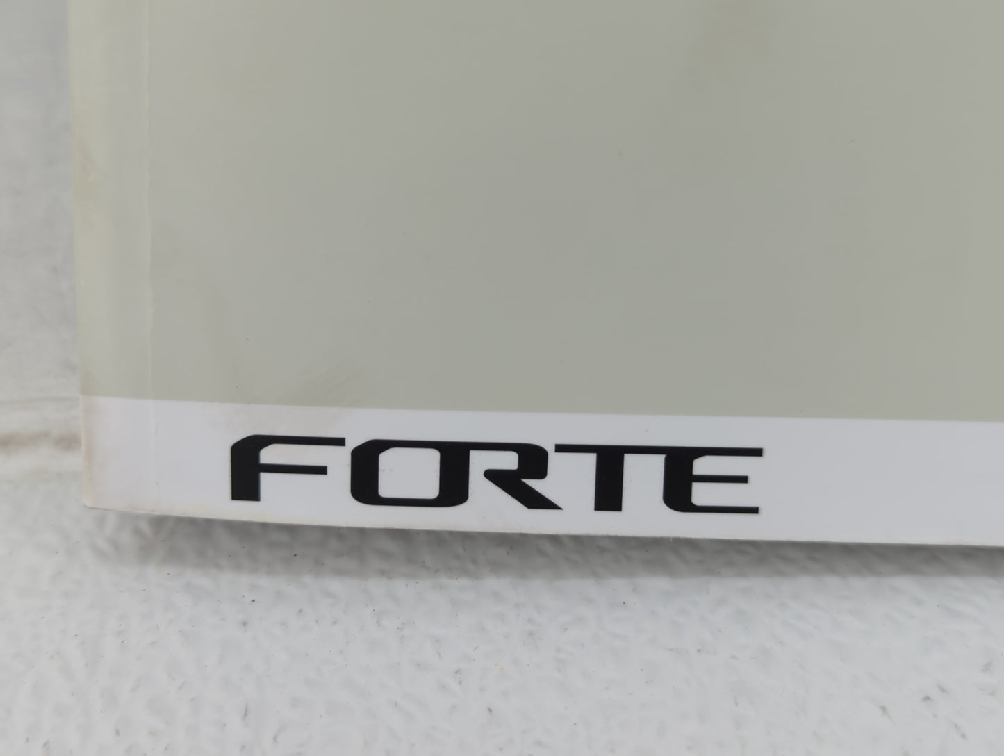 2017 Kia Forte Owners Manual Book Guide OEM Used Auto Parts - Oemusedautoparts1.com