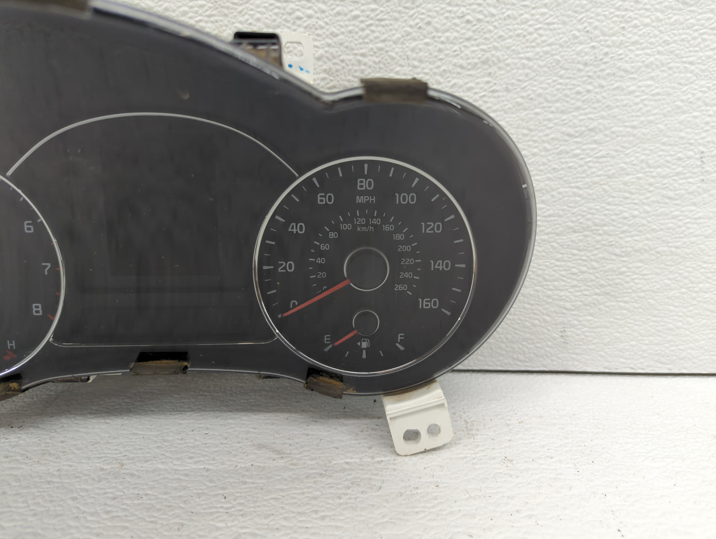 2017-2018 Kia Forte Instrument Cluster Speedometer Gauges P/N:94053-A7700 Fits Fits 2017 2018 OEM Used Auto Parts - Oemuseda