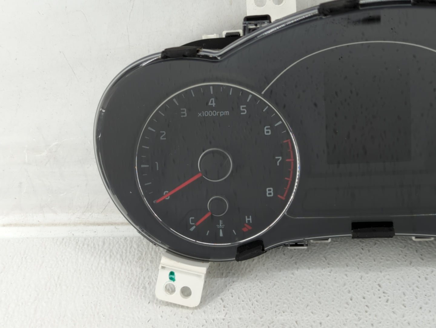 2017-2018 Kia Forte Instrument Cluster Speedometer Gauges P/N:94003-B0300 Fits Fits 2017 2018 OEM Used Auto Parts - Oemuseda