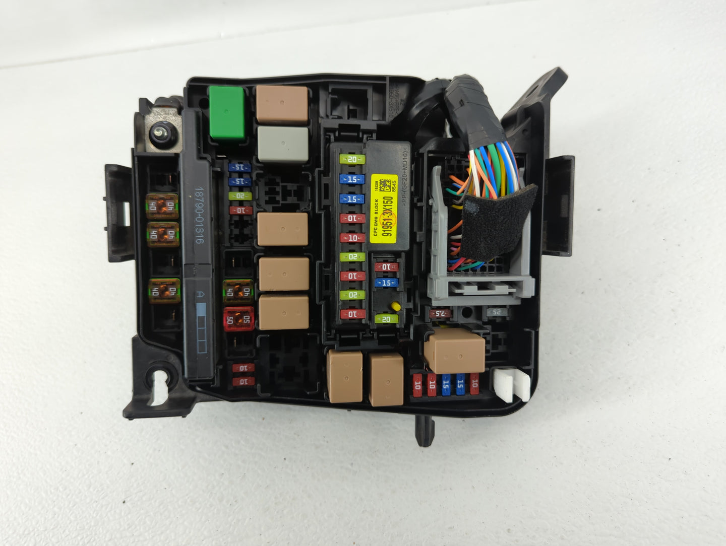 2017-2018 Kia Forte Fusebox Fuse Box Panel Relay Module P/N:91218-B0210 Fits Fits 2017 2018 OEM Used Auto Parts - Oemusedaut