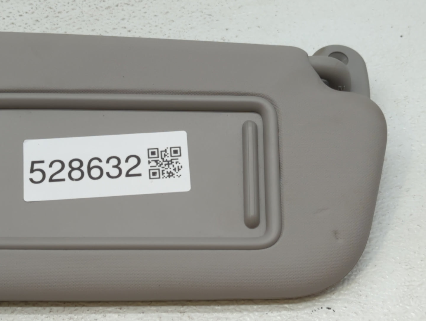 2017-2018 Kia Forte Sun Visor Shade Replacement Passenger Right Mirror Fits Fits 2017 2018 OEM Used Auto Parts - Oemusedauto