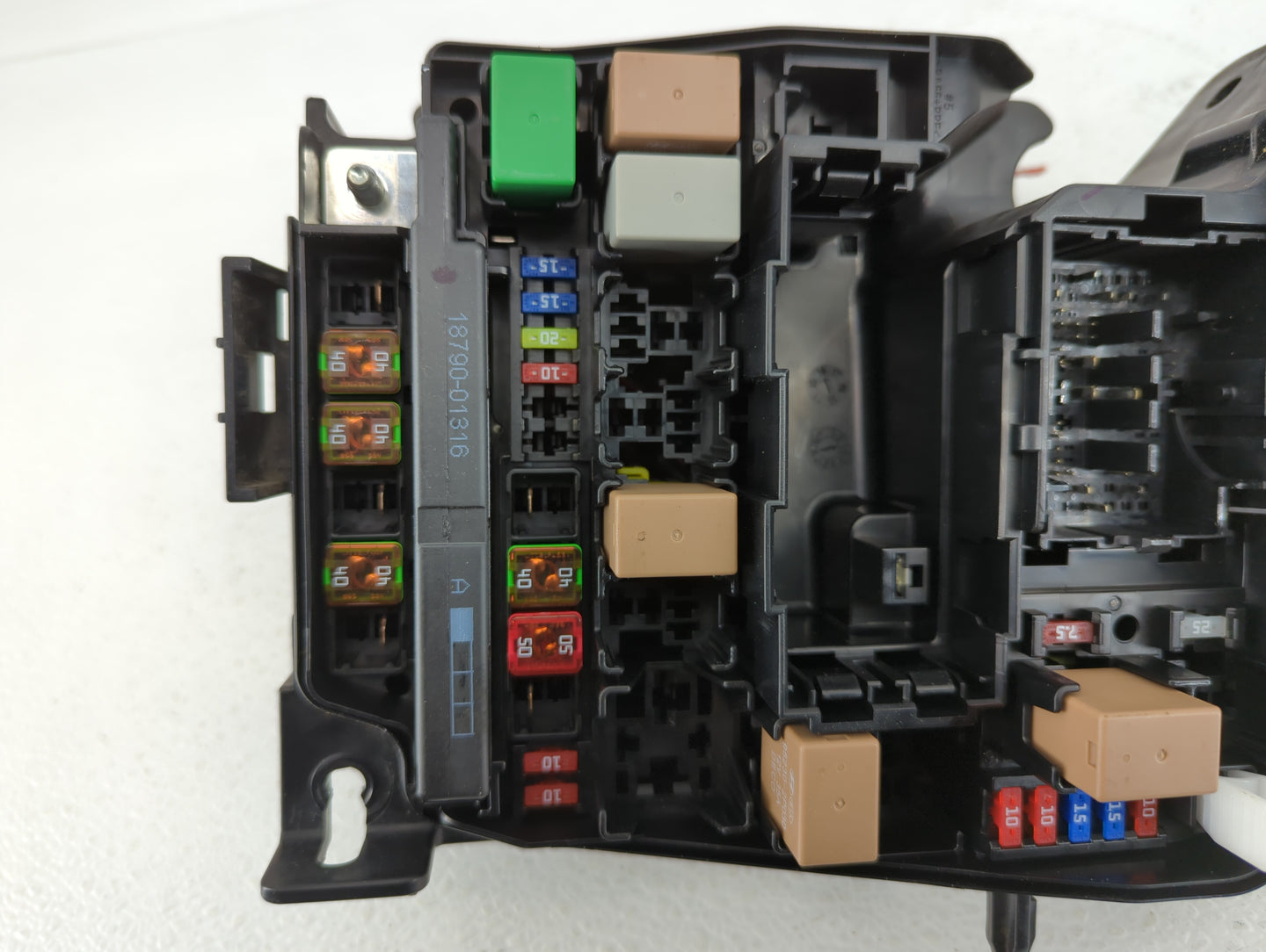 2017-2018 Kia Forte Fusebox Fuse Box Panel Relay Module P/N:91218-B0170 Fits Fits 2017 2018 OEM Used Auto Parts - Oemusedaut