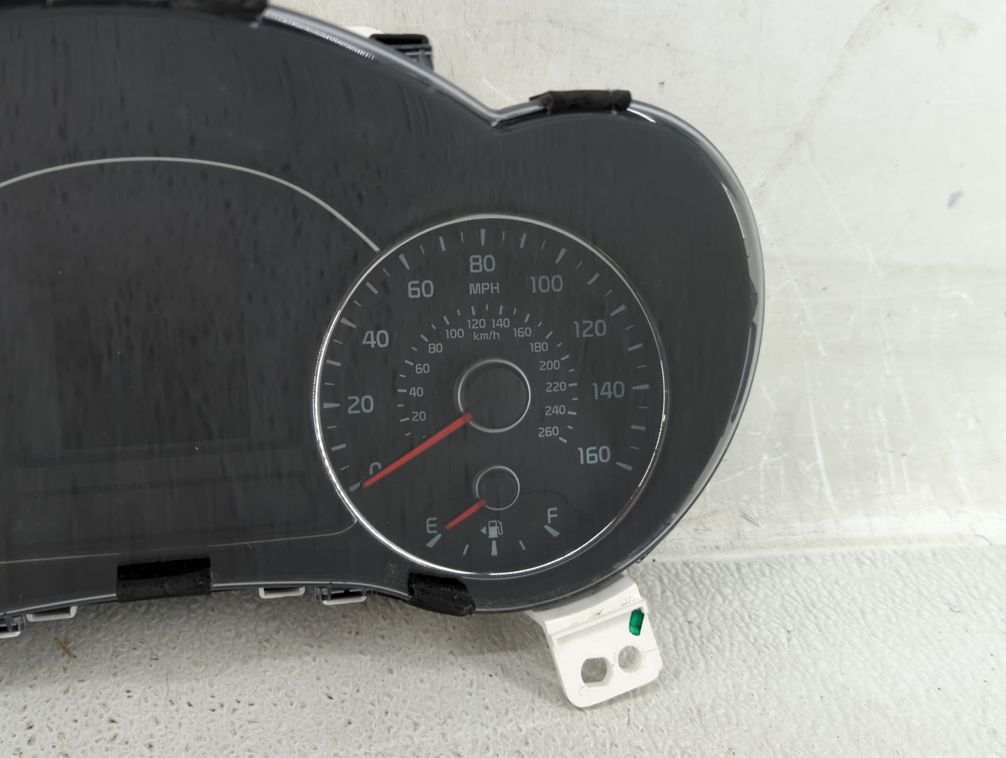 2017-2018 Kia Forte Instrument Cluster Speedometer Gauges P/N:94013-B0301 Fits Fits 2017 2018 OEM Used Auto Parts - Oemuseda