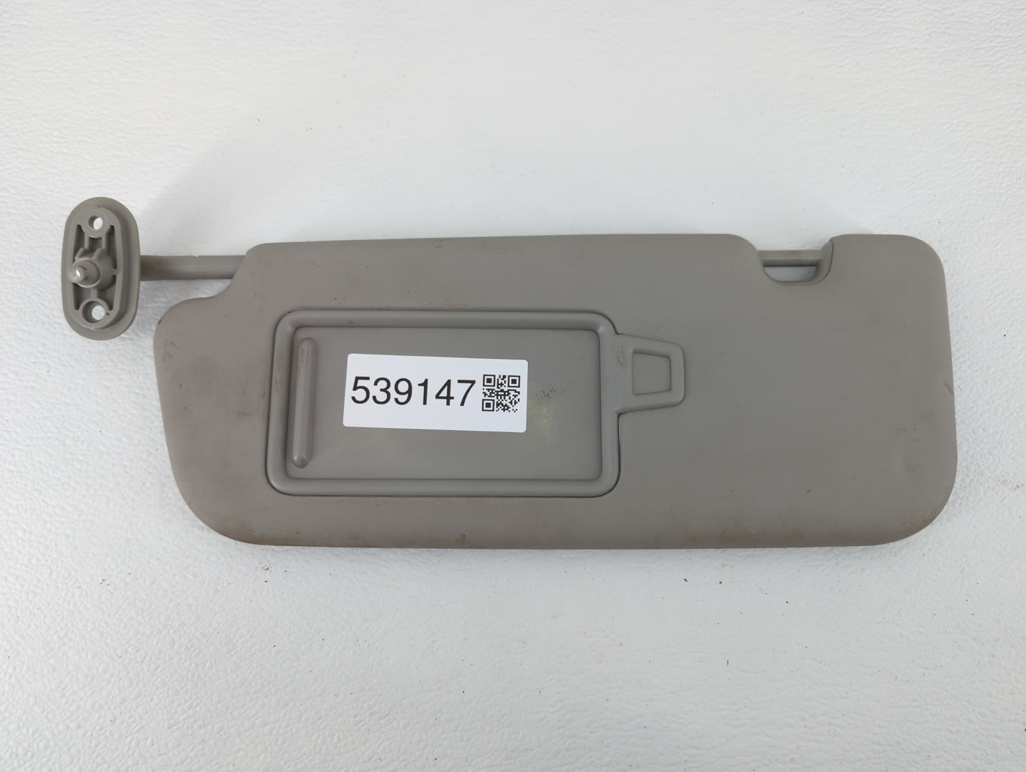 2017-2018 Kia Forte Sun Visor Shade Replacement Passenger Right Mirror Fits Fits 2017 2018 OEM Used Auto Parts - Oemusedauto