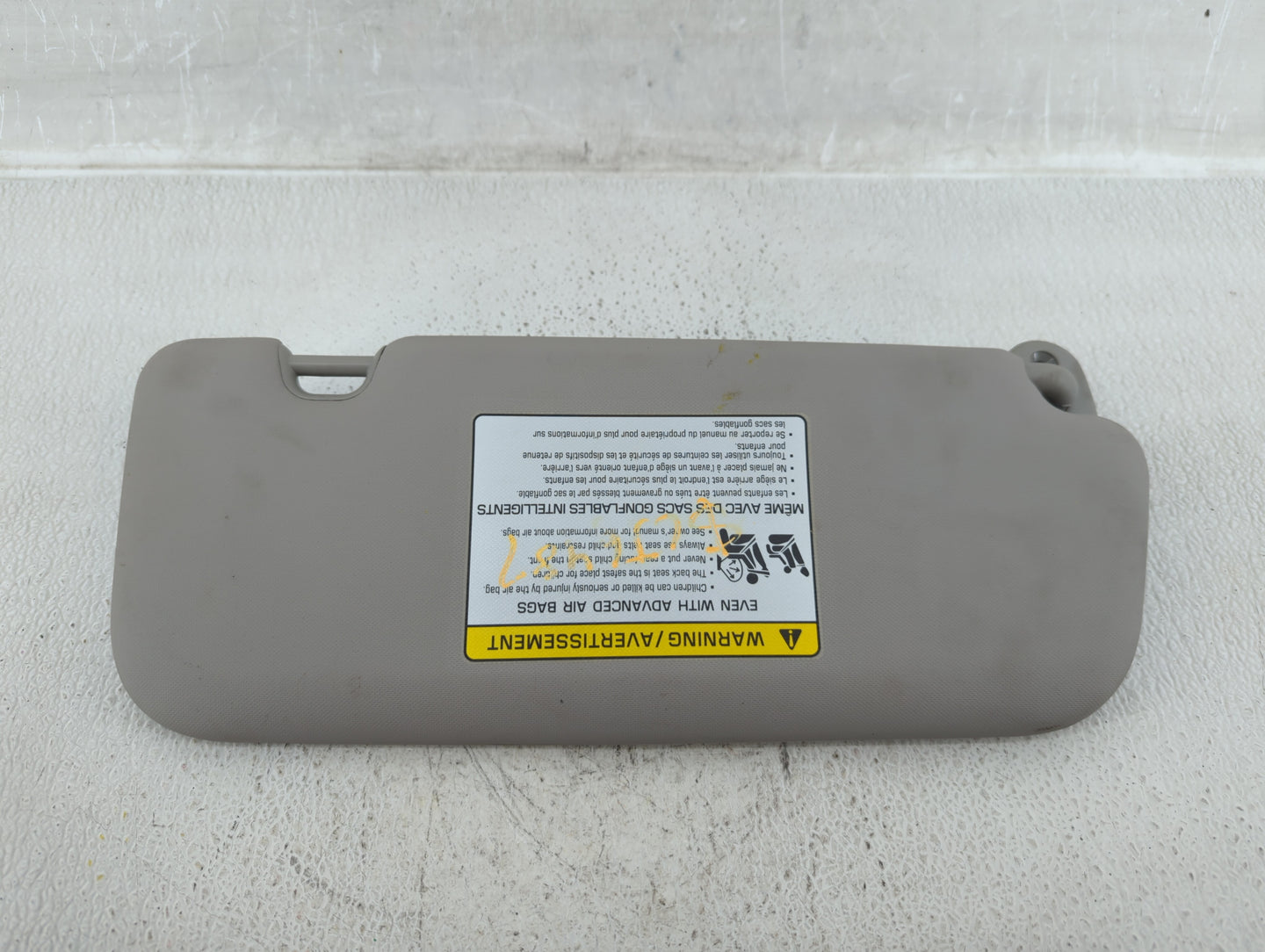 2017-2018 Kia Forte Sun Visor Shade Replacement Passenger Right Mirror Fits Fits 2017 2018 OEM Used Auto Parts - Oemusedauto