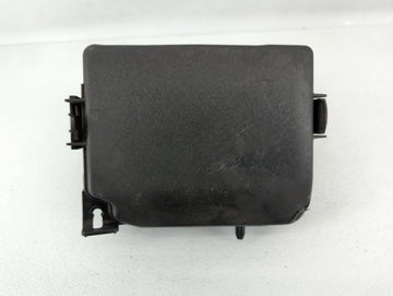 2017-2018 Kia Forte Fusebox Fuse Box Panel Relay Module P/N:91221-B0060 Fits Fits 2017 2018 OEM Used Auto Parts - Oemusedaut