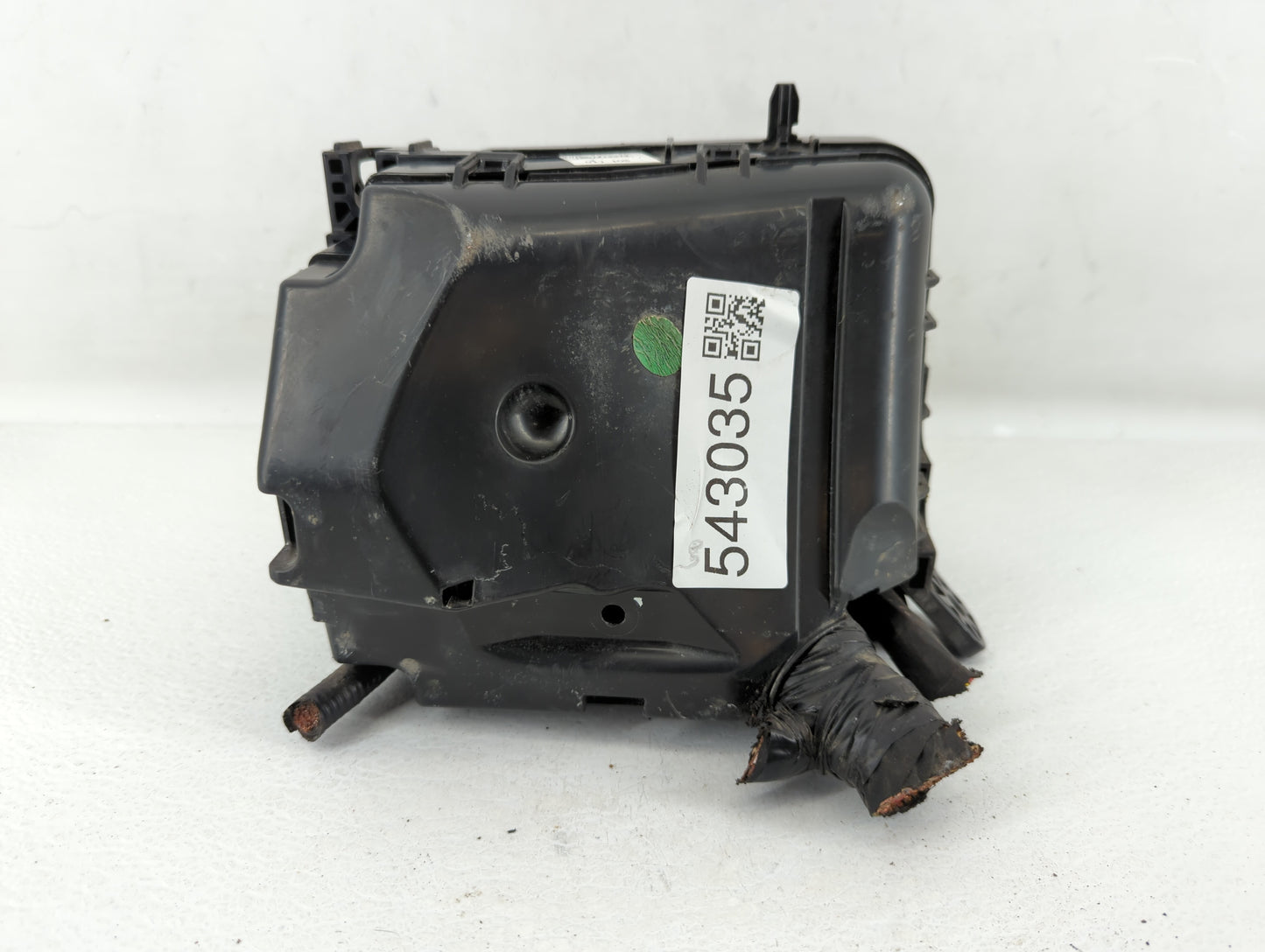 2017-2018 Kia Forte Fusebox Fuse Box Panel Relay Module P/N:91221-B0060 Fits Fits 2017 2018 OEM Used Auto Parts - Oemusedaut