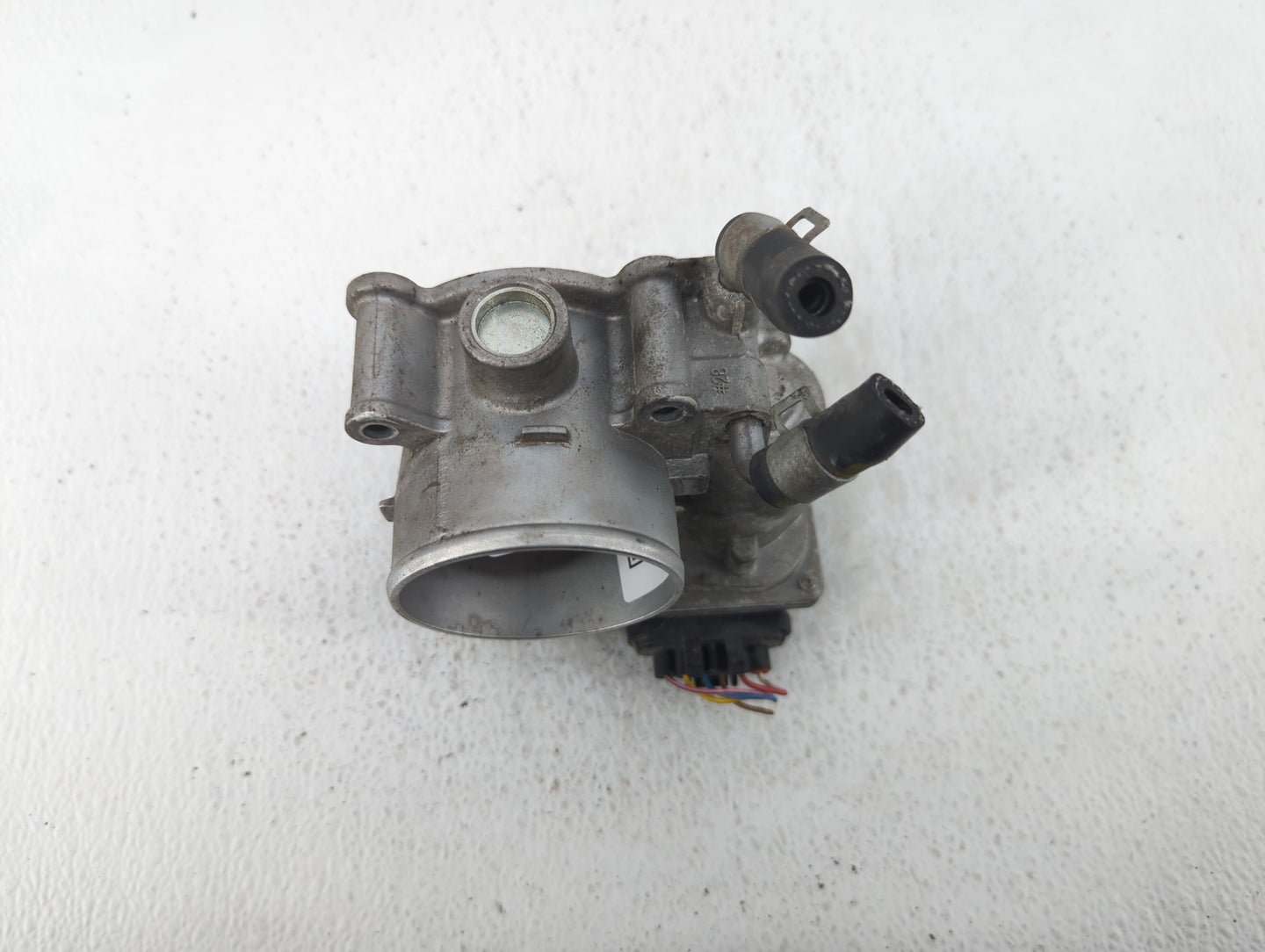 2014-2018 Kia Forte Throttle Body P/N:35100-2E000 Fits Fits 2011 2012 2013 2014 2015 2016 2017 2018 2019 2020 2021 OEM Used 
