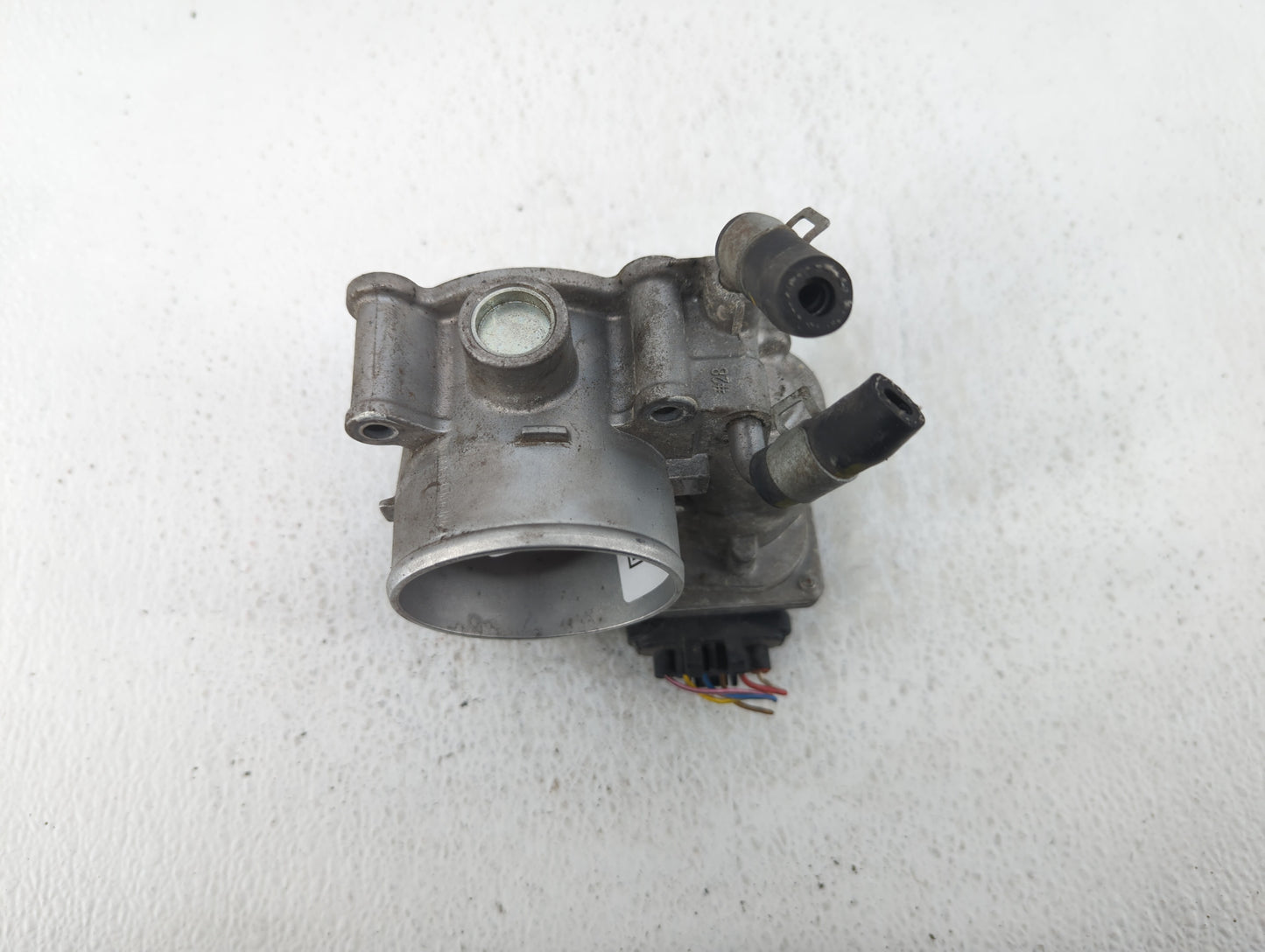 2014-2018 Kia Forte Throttle Body P/N:35100-2E000 Fits Fits 2011 2012 2013 2014 2015 2016 2017 2018 2019 2020 2021 OEM Used 