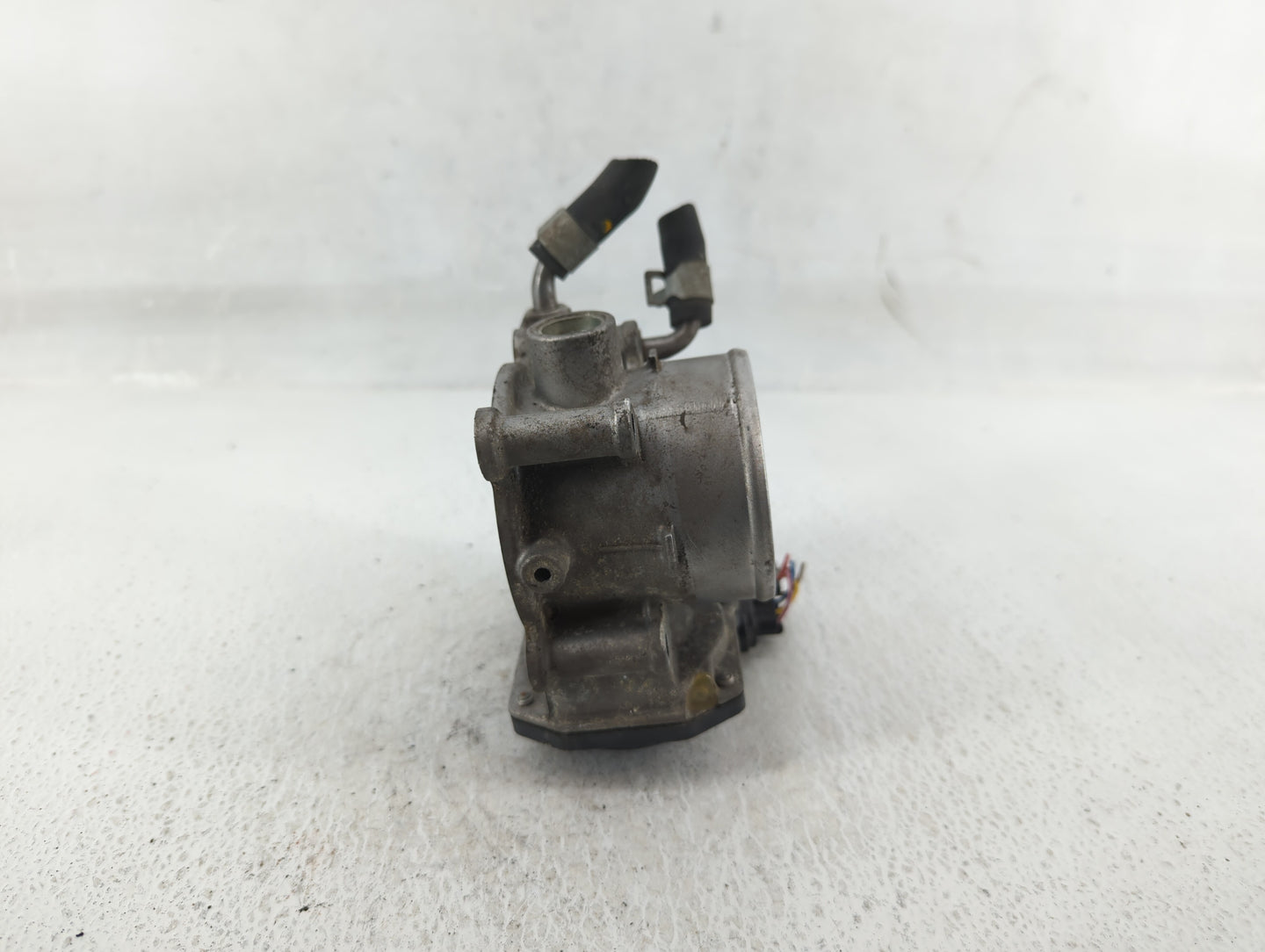 2014-2018 Kia Forte Throttle Body P/N:35100-2E000 Fits Fits 2011 2012 2013 2014 2015 2016 2017 2018 2019 2020 2021 OEM Used 