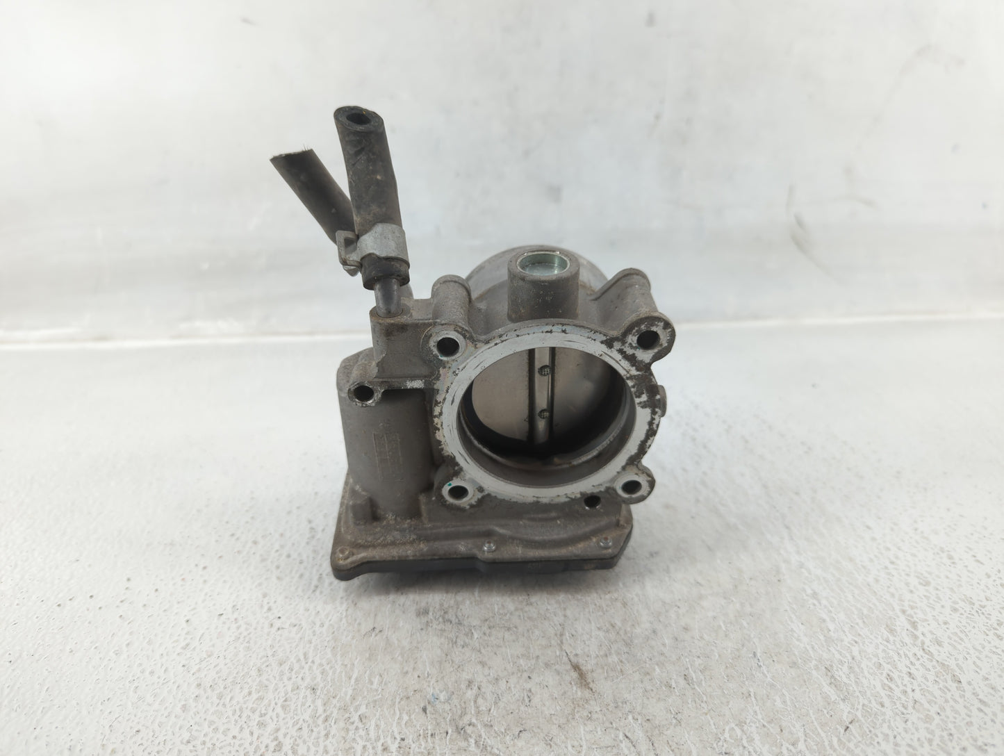 2014-2018 Kia Forte Throttle Body P/N:35100-2E000 Fits Fits 2011 2012 2013 2014 2015 2016 2017 2018 2019 2020 2021 OEM Used 