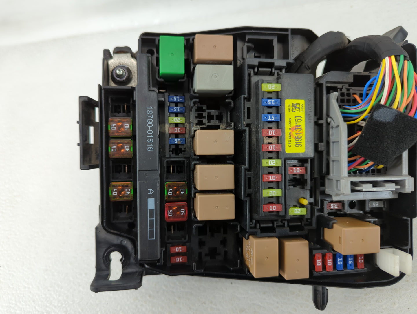 2017-2018 Kia Forte Fusebox Fuse Box Panel Relay Module P/N:91221-B0060 Fits Fits 2017 2018 OEM Used Auto Parts - Oemusedaut